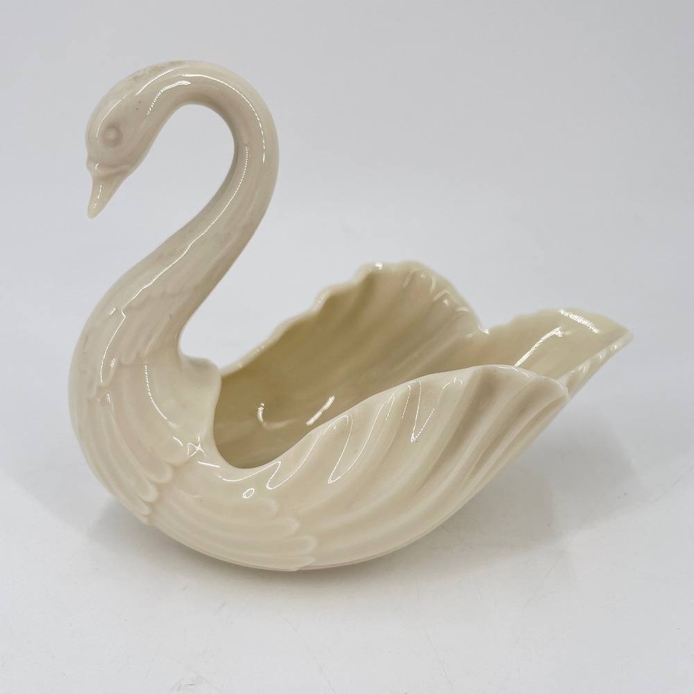 Lenox All Ivory Porcelain Open Tail Swan Figurine Trinket Bowl USA Medium 5 In